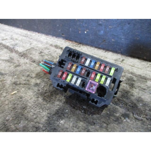 MPV DBA-LY3P ヒューズボックス L3-VE 4DT 34F 82C : 株式会社小池