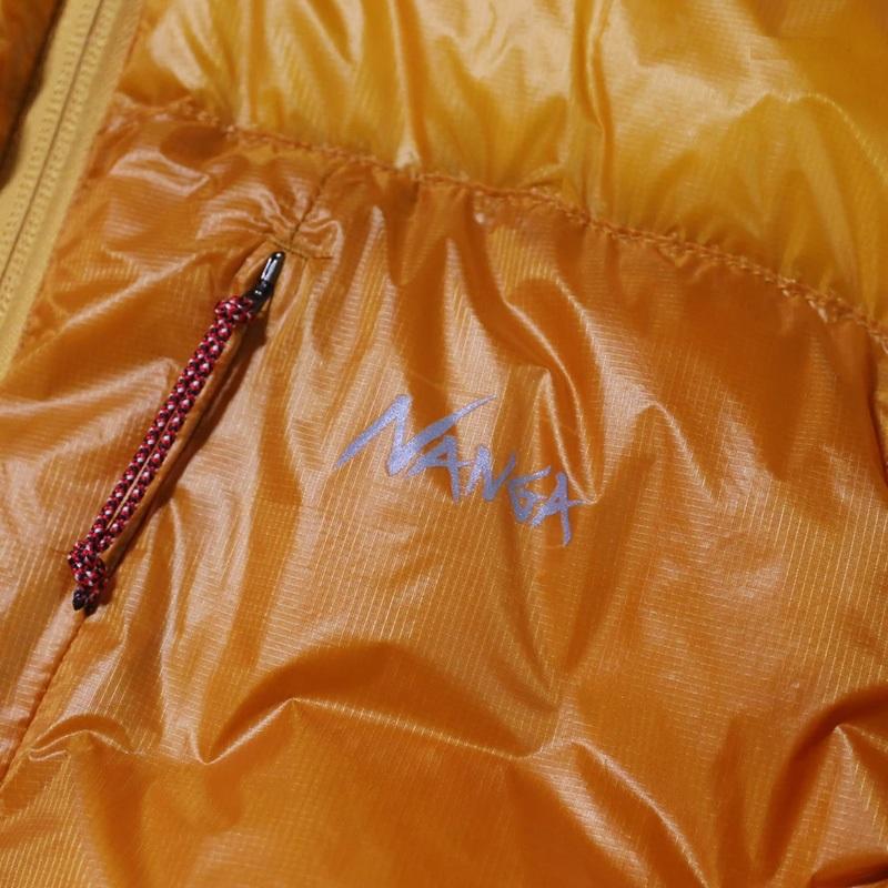 【最大P10%！4/22迄】NANGA ナンガ MOUNTAIN LODGE DOWN JACKET / マウンテンロッジダウンジャケット メンズ N1LG YELの画像