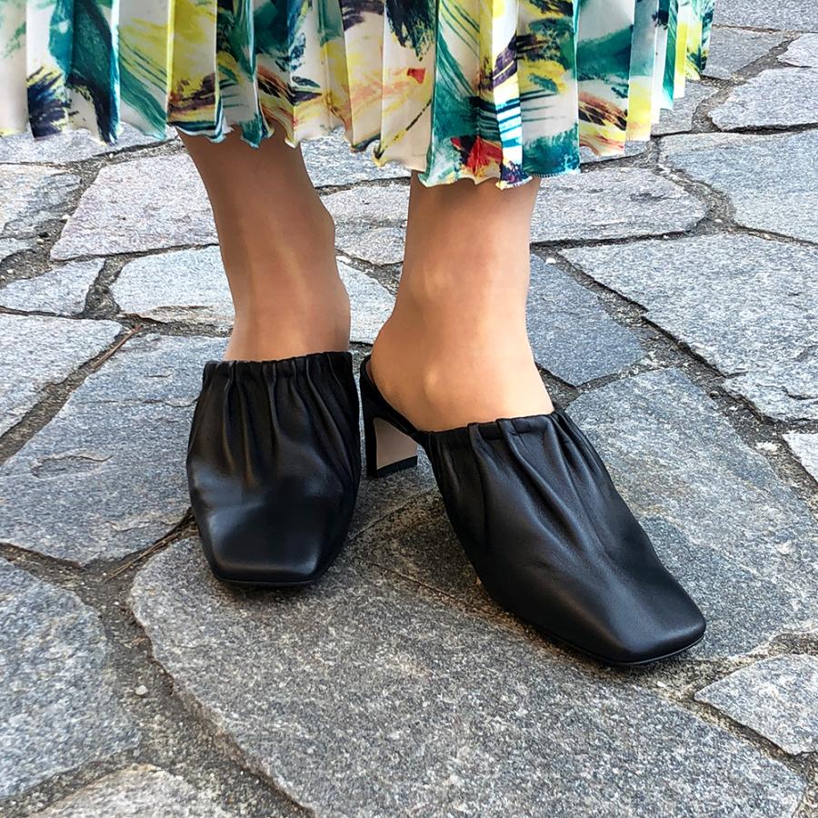 94576☆三越家具 ブルージュ Brugge オーク チェア 彫刻 椅子