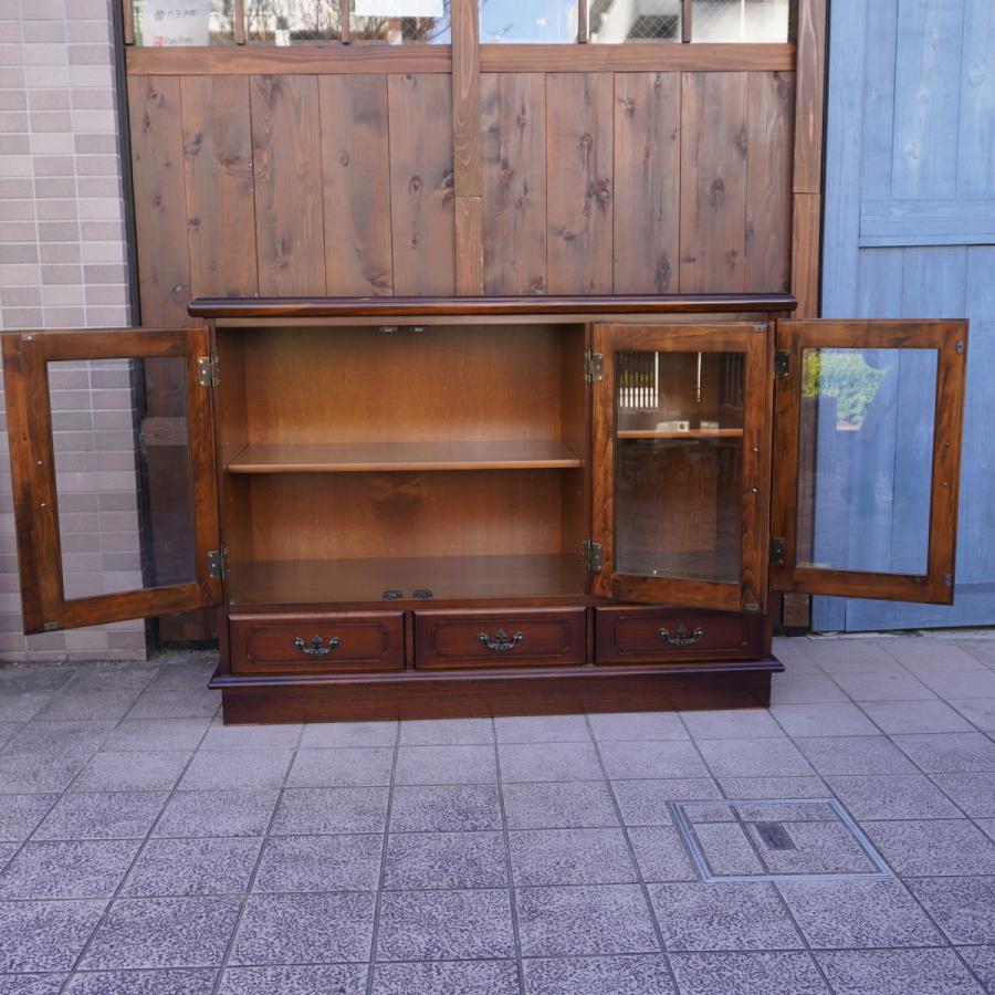 カリモク コロニアル サイドボード リビングボード アメリカンカントリー 本棚 Karimoku(カリモク家具)の人気シリーズCOLONIAL(コロニアル)のHK4007NK