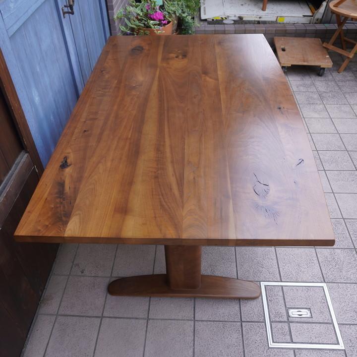 【飛騨家具】キツツキ　木製 楕円形 伸縮式テーブル 飛騨家具】キツツキ木製 楕円形 伸縮式テーブル