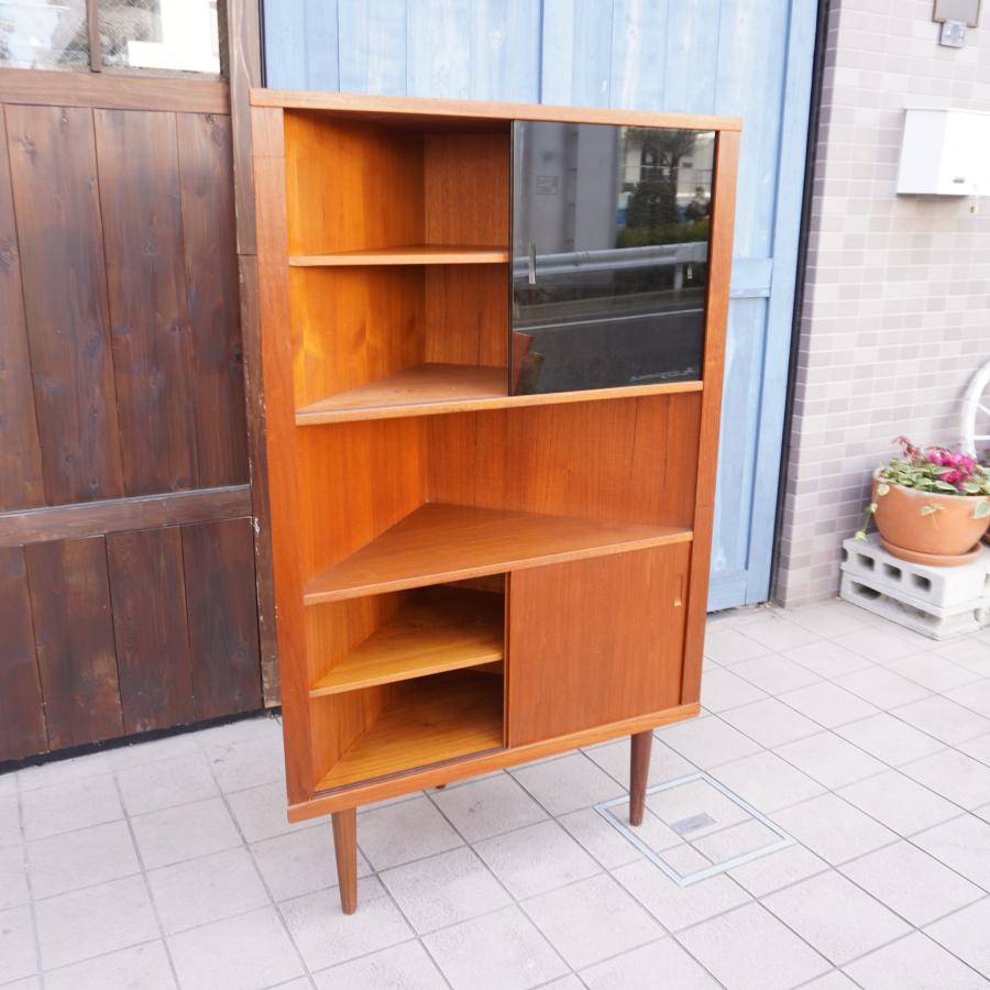 デンマーク チーク材 コーナーキャビネット ビンテージ 北欧家具 デンマーク チーク材 コーナーキャビネット ビンテージ 北欧家具