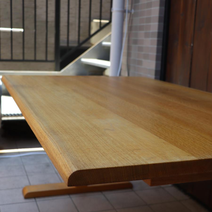 飛騨高山のメーカー キツツキマークの飛騨産業(HIDA)。Chigusa(ちぐさ 