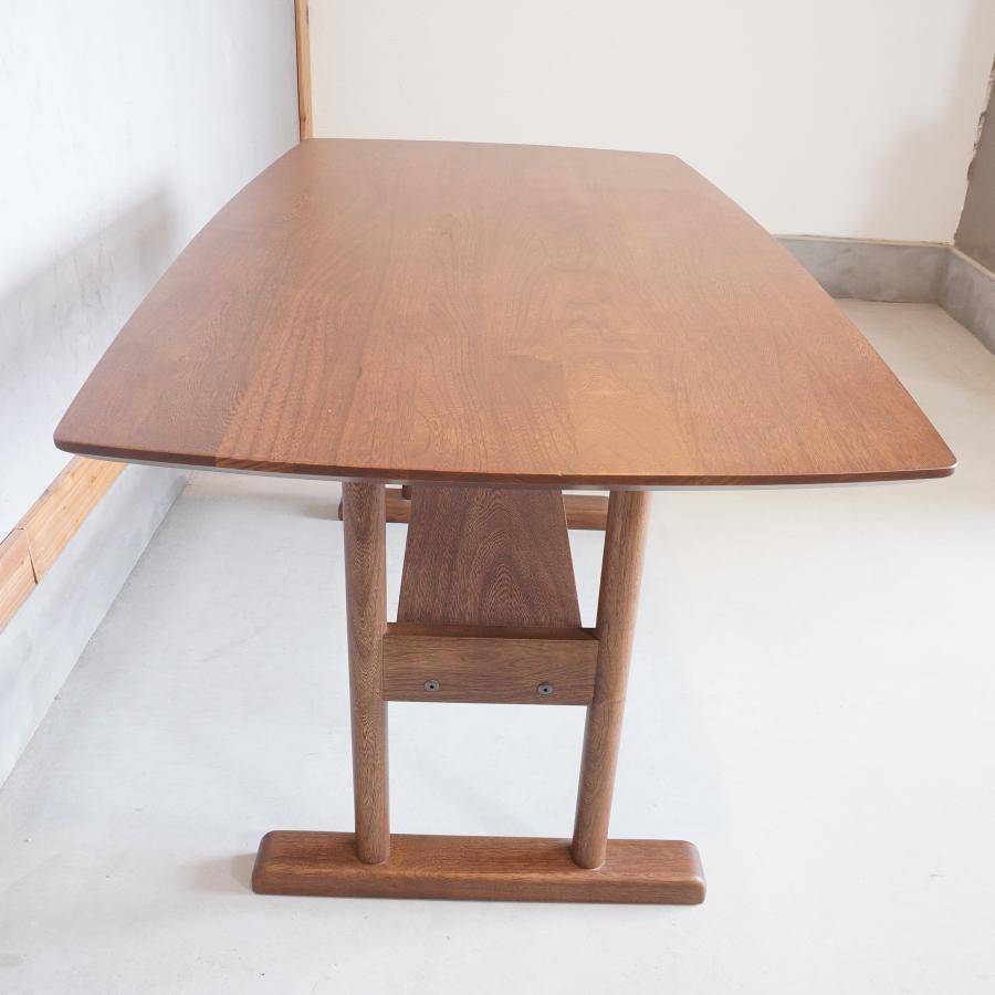 unico(ウニコ)のヴィンテージテイストに仕上げられたSUK(スーク