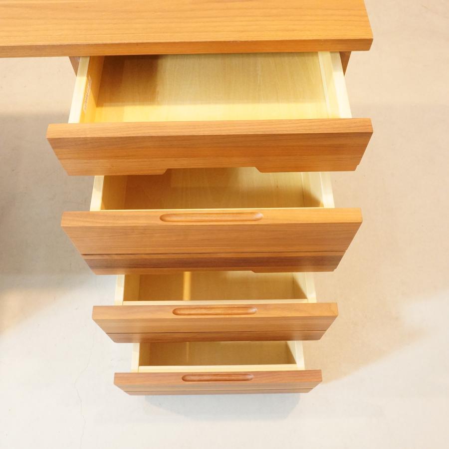karimoku カリモク家具 ウォールナット材 ソリッド ミドルボード karimoku カリモク家具 ウォールナット材 ソリッド ミドルボード