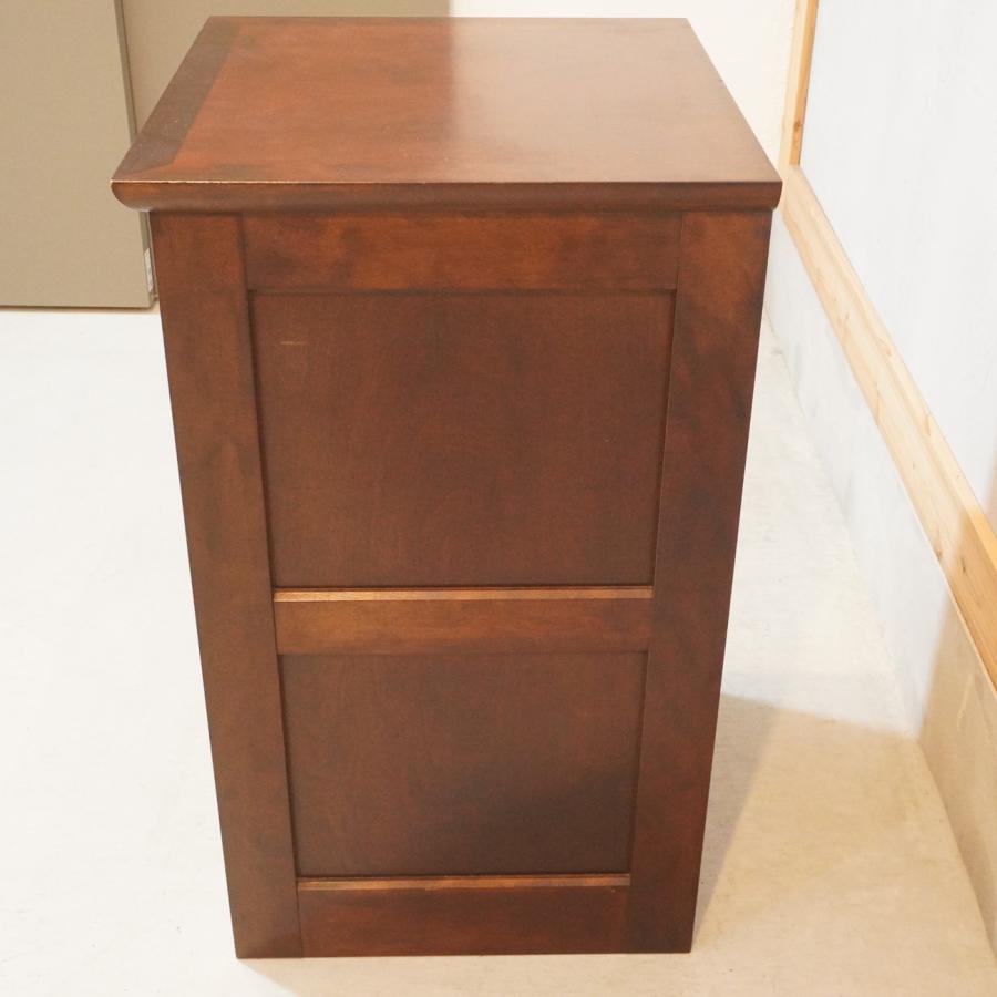 松本民芸家具のA型脇棚/4段チェストのご紹介です。ミズメザクラ無垢材