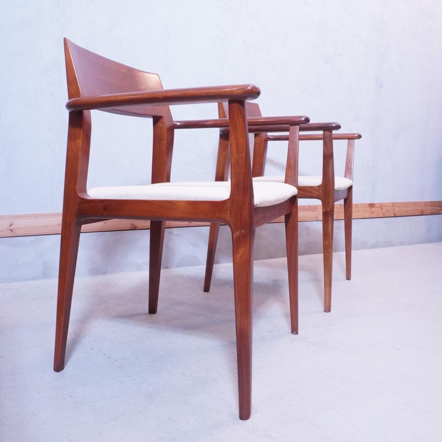 IDC大塚家具 ウォールナット材 ダイニングチェア 2脚 アームチェアー