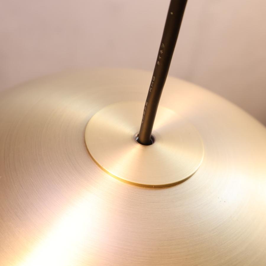 未使用品◆北欧デンマークのBoConcept(ボーコンセプト)のPINE CONE(パインコーン) ペンダントランプ/カッパーです。モダンでスタイリッシュなデザインがアクセントになる天井照明です♪ 未使用品◇北欧デンマークのBoConcept(ボーコンセプト)のPINE CONE