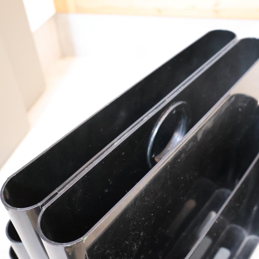 Kartellカルテル Portariviste ポルタリビステ マガジンラック Kartellカルテル Portariviste ポルタリビステ マガジンラック