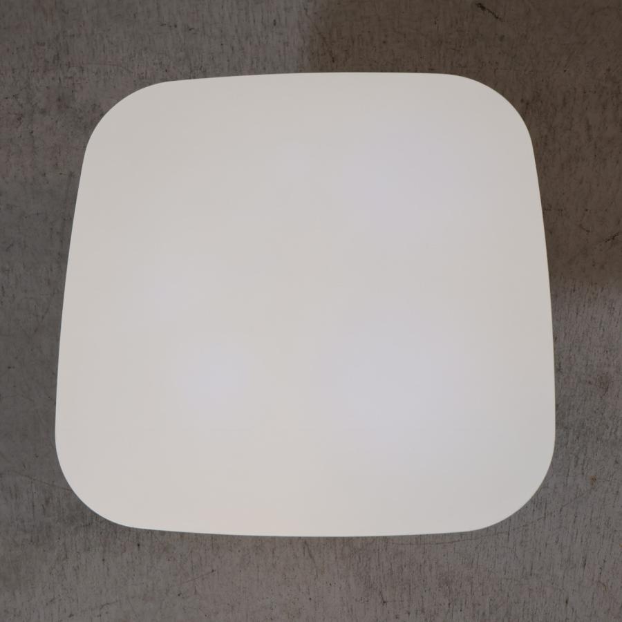 展示品 IDC大塚家具 秋田木工 サイドテーブル No.T-209EB ホワイト 展示品 IDC大塚家具 秋田木工 サイドテーブル No.T-209EB ホワイト