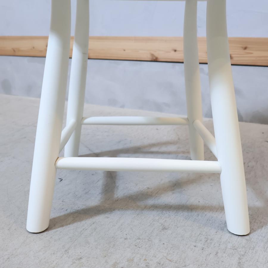 展示品 IDC大塚家具 秋田木工 サイドテーブル No.T-209EB ホワイト IDC