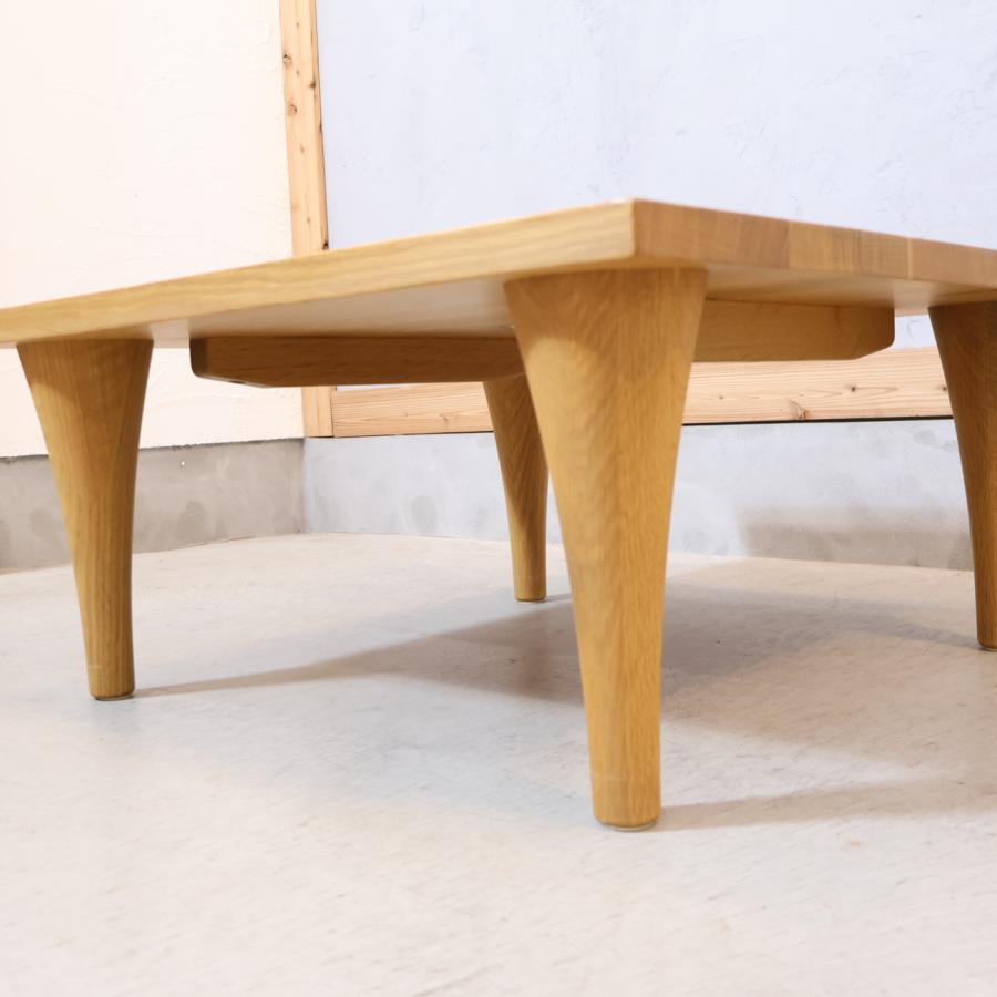 飛騨産業 キツツキ HIDA 森のことば オーク無垢材 節入り 正方形 飛騨産業 キツツキ HIDA 森のことば オーク無垢材 節入り 正方形