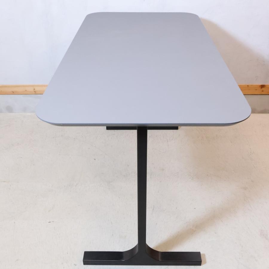 Kanademono スタンディングテーブル　180cmx70cmx105cm Kanademono スタンディングテーブル 180cmx70cmx105cm THE TABLE