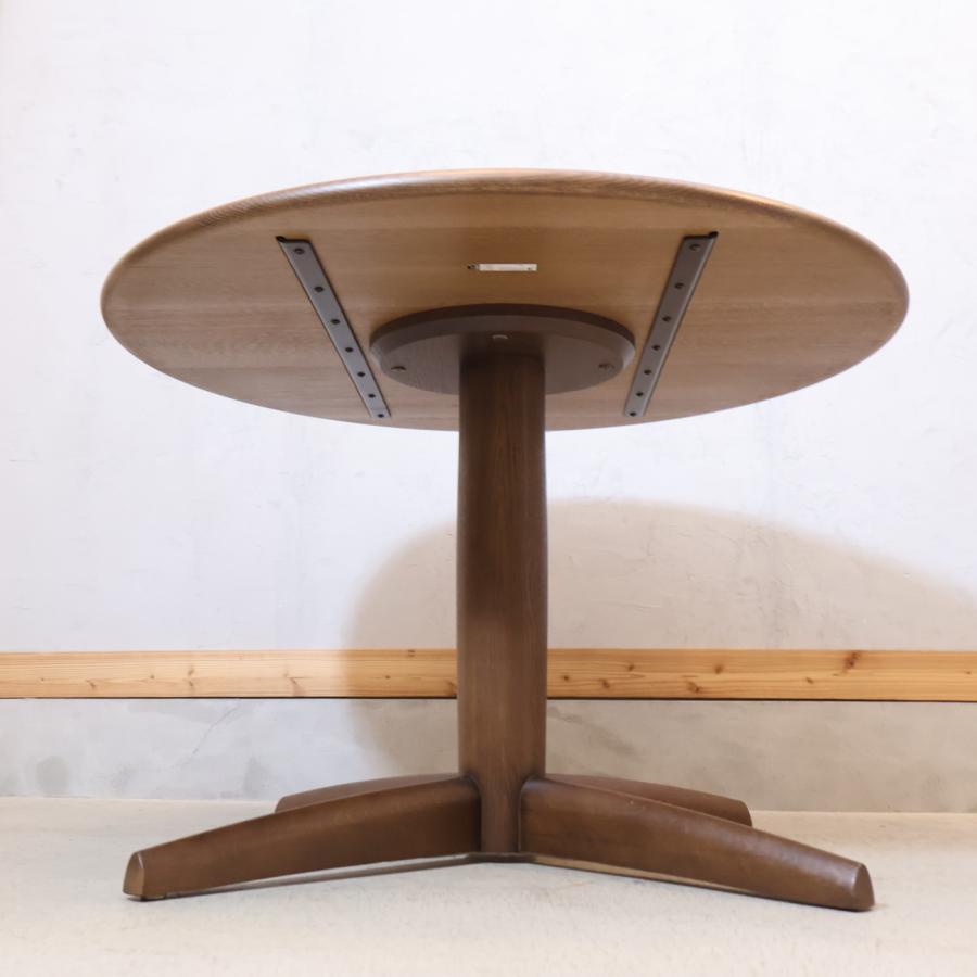 ③ 飛騨産業　キツツキマーク　ラウンドテーブル HIDA 飛騨産業 キツツキマーク 侭 オーク材 ダイニングテーブル