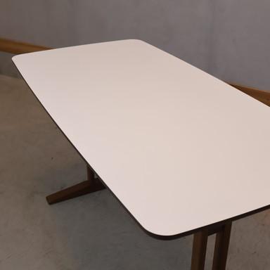karimoku カリモク60 カフェテーブル1200 ホワイト ダイニングテーブル