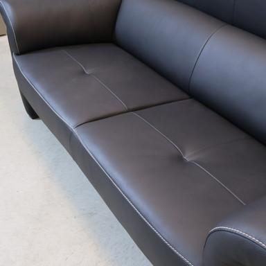 展示品 karimoku カリモク家具 Chitano チターノ Z181 本革 2人掛け