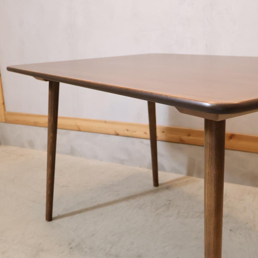 TON トン ウィンザー アンティーク風 テーパー ダイニングテーブル