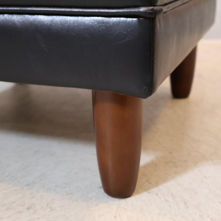 カリモク60 オットマン スツール ブラック カリモク60 オットマン・ブラックブラック | D&DEPARTMENT
