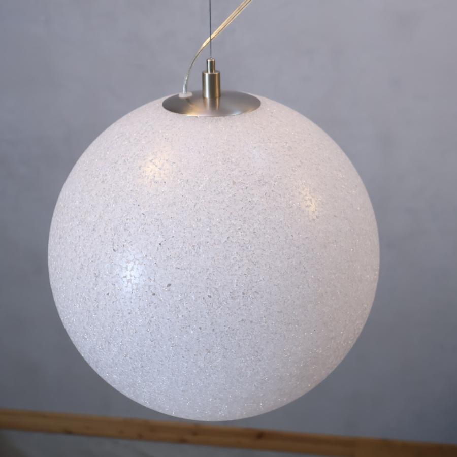 Lumen Center Italia(ルーメンセンターイタリア)のICEGLOBE(アイスグローブ)Sです。ポリカーボネート製のキラキラ輝く球体シェードから柔らかく美しい光を放つペンダントライト♪ Lumen Center Italia ルーメンセンターイタリア ICE GLOBE S アイス