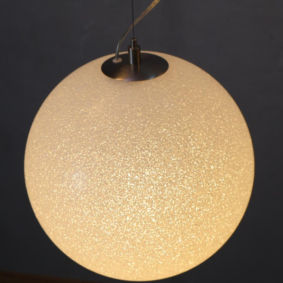 Lumen Center Italia(ルーメンセンターイタリア)のICEGLOBE(アイスグローブ)Sです。ポリカーボネート製のキラキラ輝く球体シェードから柔らかく美しい光を放つペンダントライト♪ Lumen Center Italia ルーメンセンターイタリア ICE GLOBE S アイス