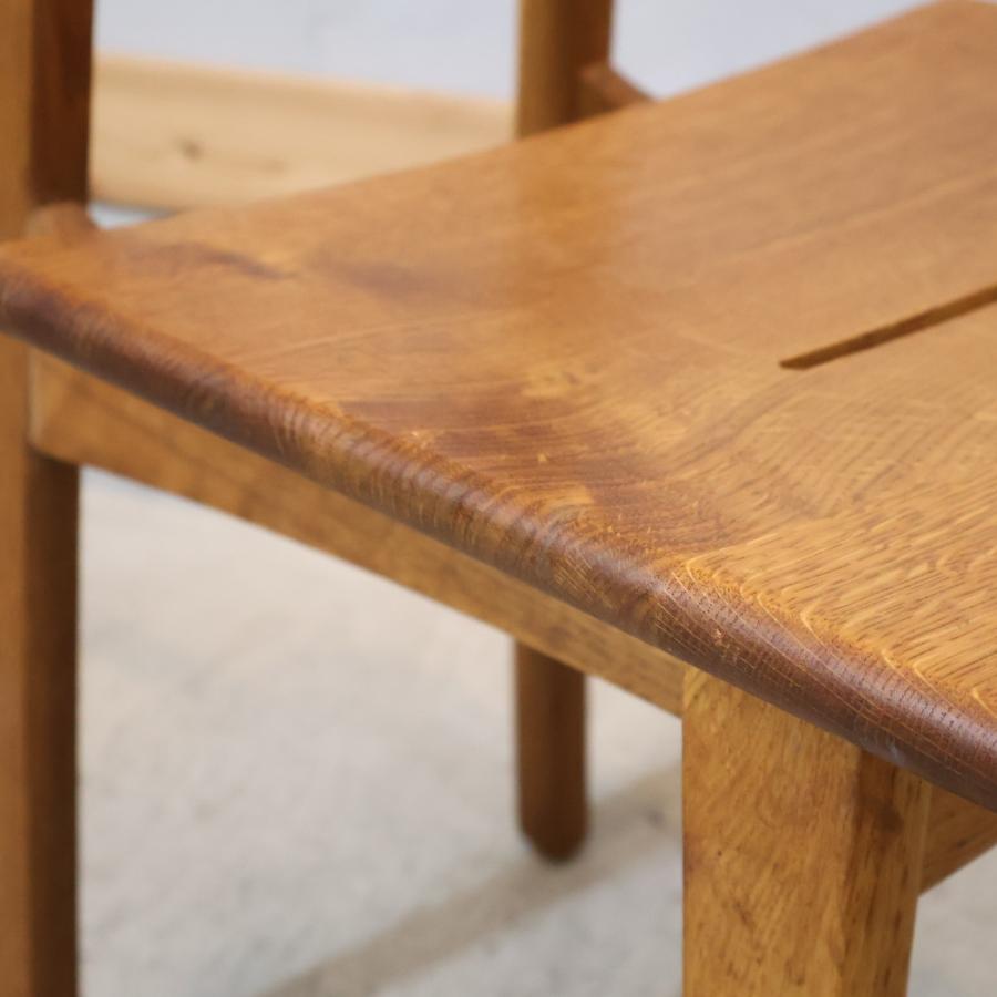 飛騨家具 キツツキマーク ダイニングテーブル用 チェア 無垢材 オーク ① 飛騨家具 キツツキマーク ダイニングテーブル用 チェア 無垢材 オーク