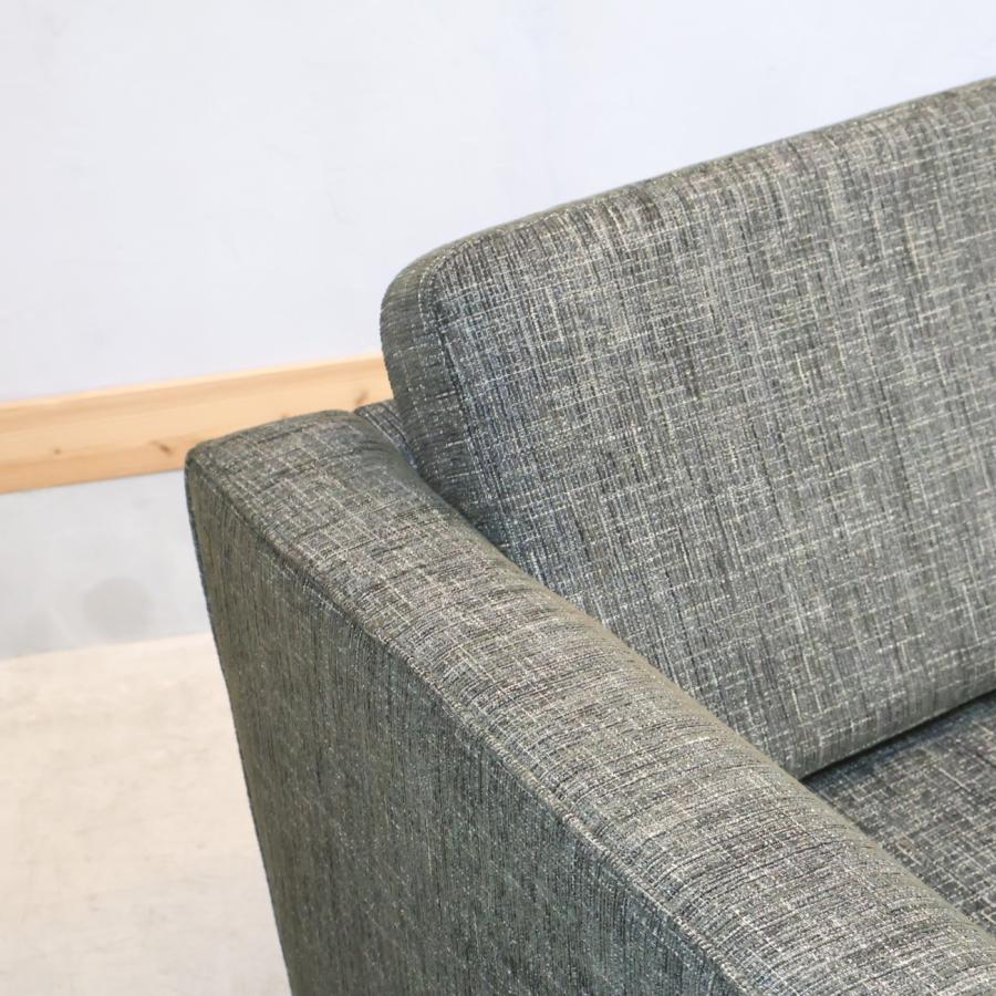 ACME FURNITURE(アクメファニチャー) JETTY(ジェティ) 2.5Pソファ。直線的なフォルムと落ち着きのあるカラーの2シーターソファは男前インテリアはもちろん北欧スタイルとも相性が抜群 ACME Furniture（アクメファニチャー） JETTY ジェティ 2.5人掛け