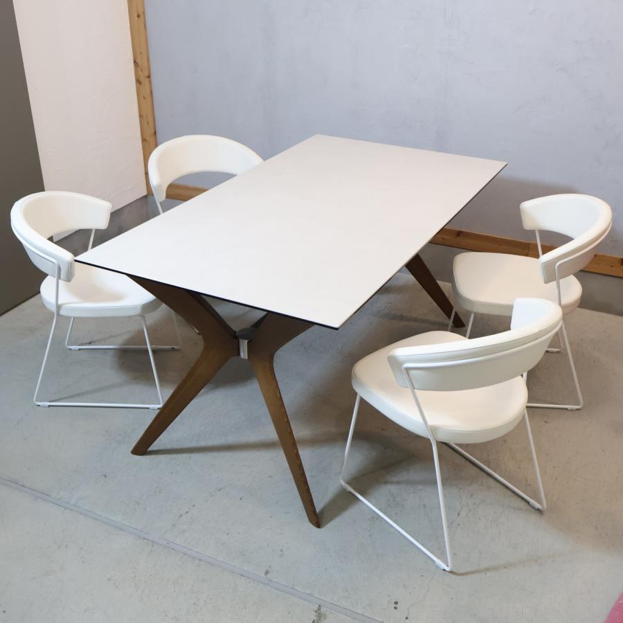 calligaris（カリガリス） TOKYO トーキョー セラミック ダイニング