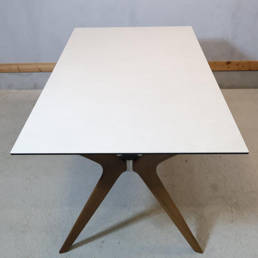 calligaris（カリガリス） TOKYO トーキョー セラミック ダイニング