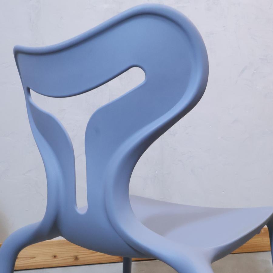 Calligaris(カリガリス)/connubia(コヌビア)のAREA51(エリア51) スタッキングチェア 2脚セット。テラスなどの屋外でも活躍するモダンなガーデンチェアはカフェなどの店舗用にも Calligaris カリガリス connubia コヌビア AREA51 エリア51