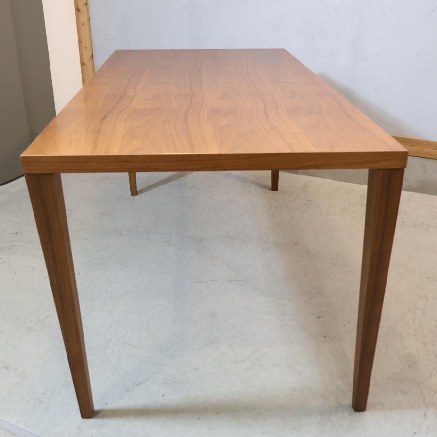 ACTUS（アクタス） FB ウォールナット材 ダイニングテーブル 4人用