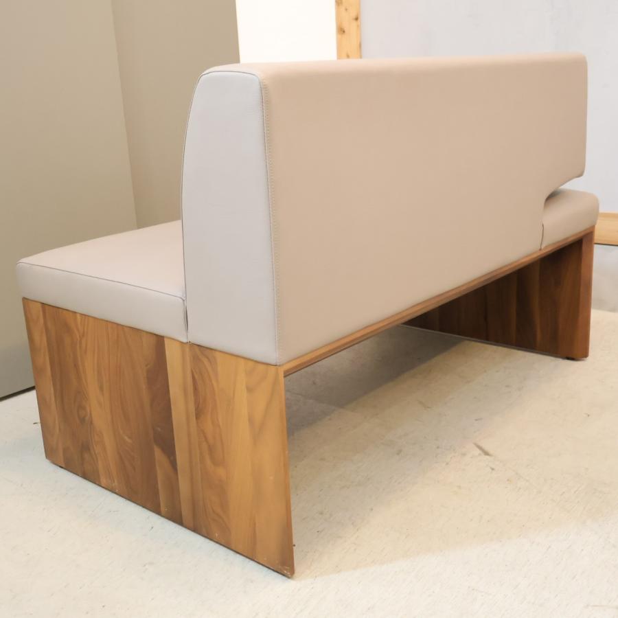 karimoku(カリモク家具)のCU5878 2人掛けベンチです。オーク材がアクセントになるナチュラルモダンな2Pソファ。リビングダイニングをゆったりとした快適な空間に♪ karimoku(カリモク家具)のCU5878 2人掛けベンチです。オーク材が