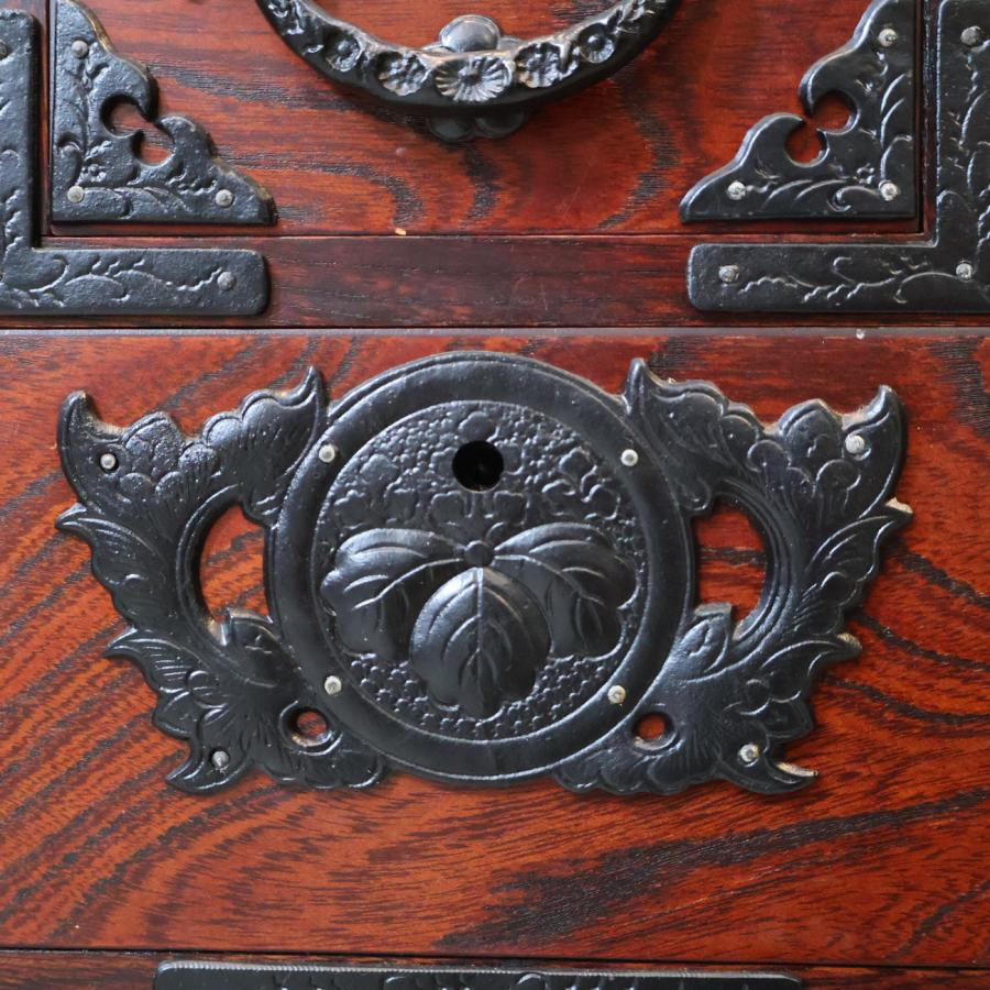 岩谷堂箪笥　南部鉄器　欅　漆塗り　チェスト　伝統工芸　整理箪笥　6段 岩谷堂箪笥 欅材 漆塗り 4段チェスト 牡丹模様 南部鉄器 6杯整理タンス