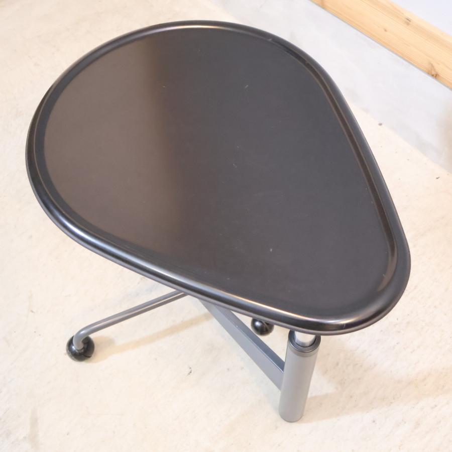 Cassina Cassina ixc. カッシーナ・イクスシー KICK キック サイド
