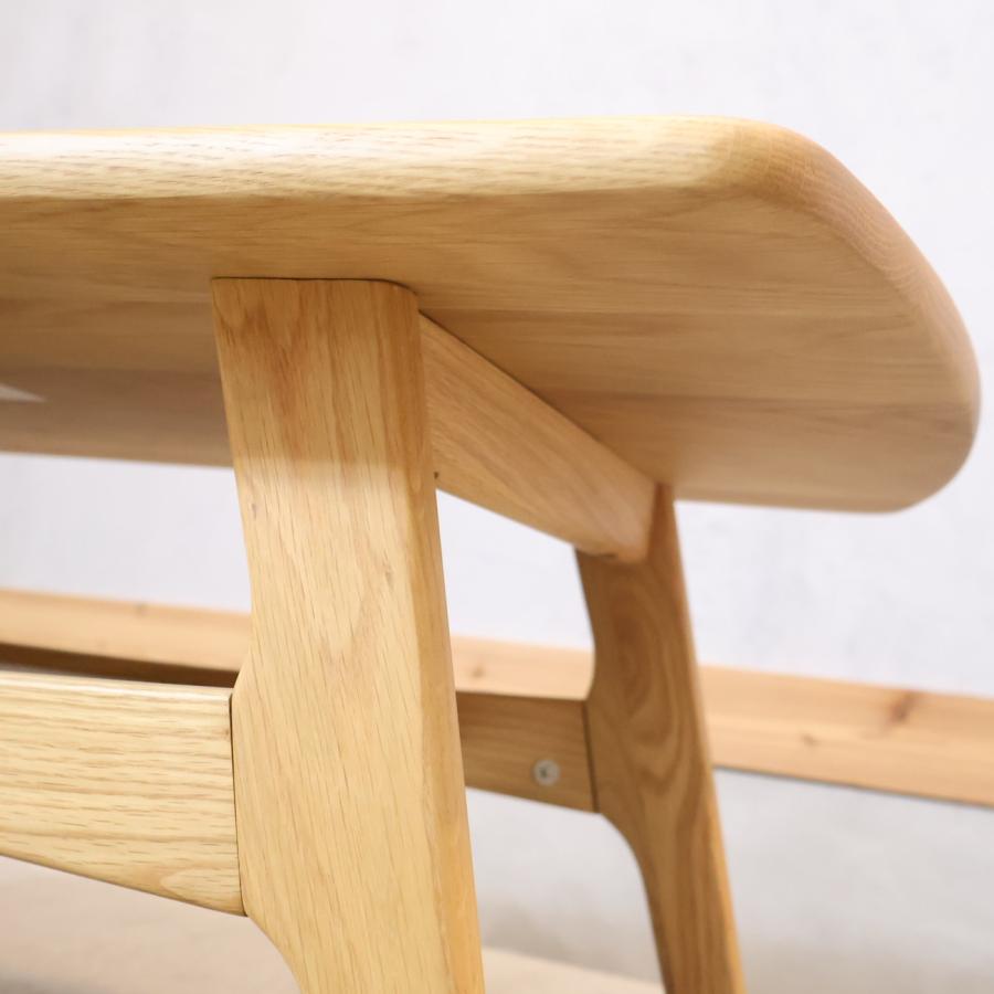 BABAKAGU(馬場家具)のハンス リビングテーブルです。オーク材の素材感を活かしたシンプルなコーヒーテーブル。北欧スタイルやカフェテイストのインテリアなどにオススメ♪ BABAKAGU(馬場家具)のハンス リビングテーブルです。オーク材の素材感