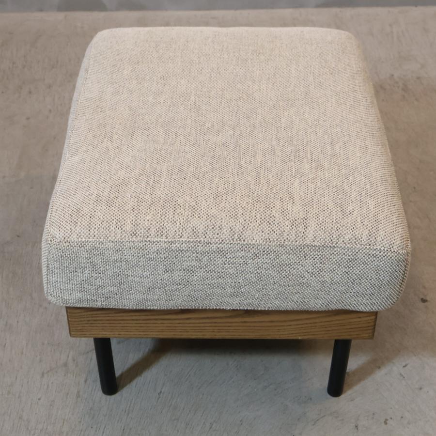 ウニコ オットマン SIAL(シアル) カバーリングオットマン スツール 腰掛け 63×49cm 木製 ファブリック unico 札幌市 unico/ウニコ SIAL/シアル カバーリングソファ 2.5シーター ナチュラル