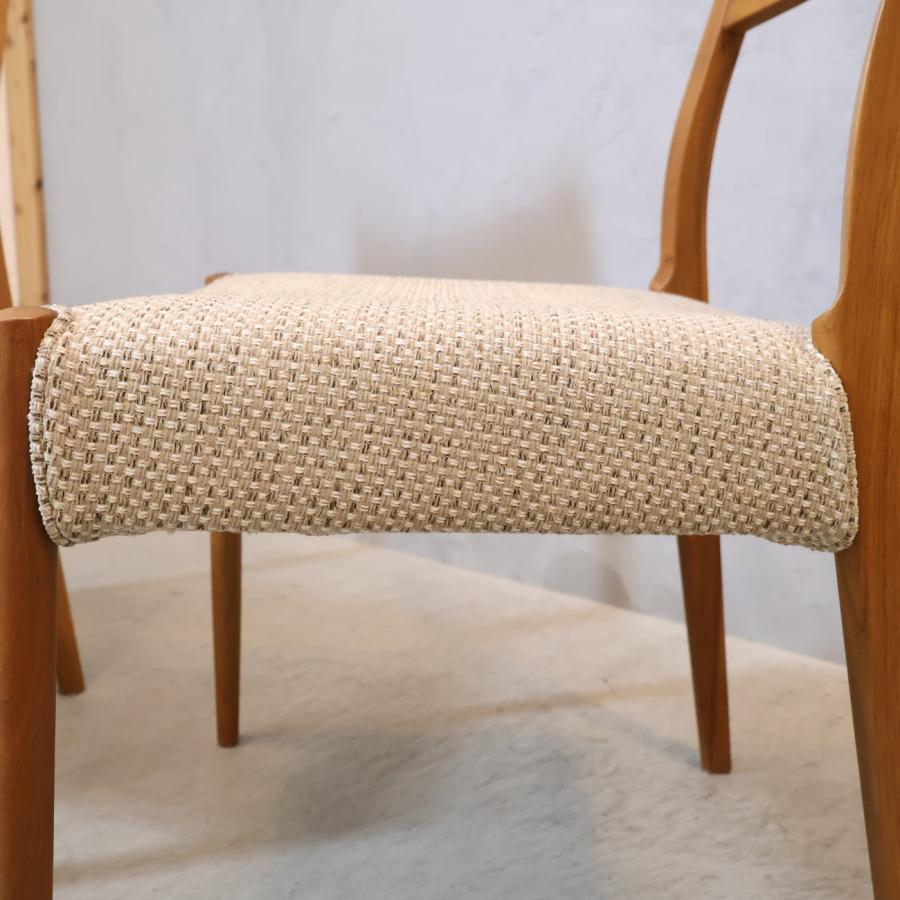 極美品 飛騨産業 ダイニングチェア キツツキマーク 2脚セット① 飛騨産業 HIDA キツツキマーク ウォールナット材 ダイニングチェア 2脚
