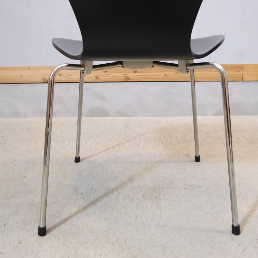 FRITZ HANSEN フリッツ・ハンセン　セブンチェア スタッキングチェア Fritz Hansen（フリッツハンセン） セブンチェア ブラック アルネ