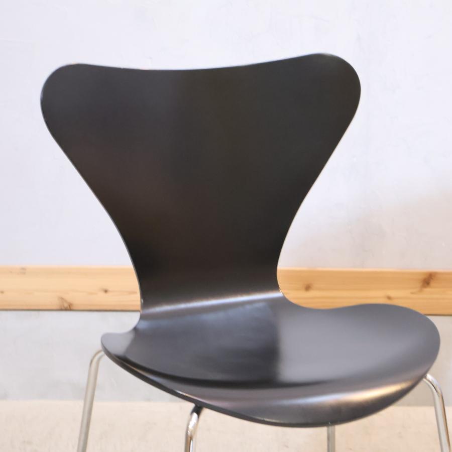 FRITZ HANSEN フリッツ・ハンセン　セブンチェア スタッキングチェア Fritz Hansen（フリッツハンセン） セブンチェア ブラック アルネ