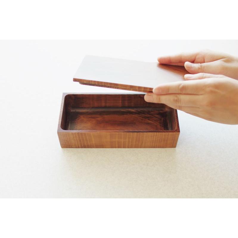 媛ひのき くりぬき弁当箱 「 年輪 」 L - 角あり 手づくり 大きめ 長方形 木製 くり抜き お弁当箱 おすすめ ランチボックス 高級 ヒノキ 無垢 桧 檜の画像