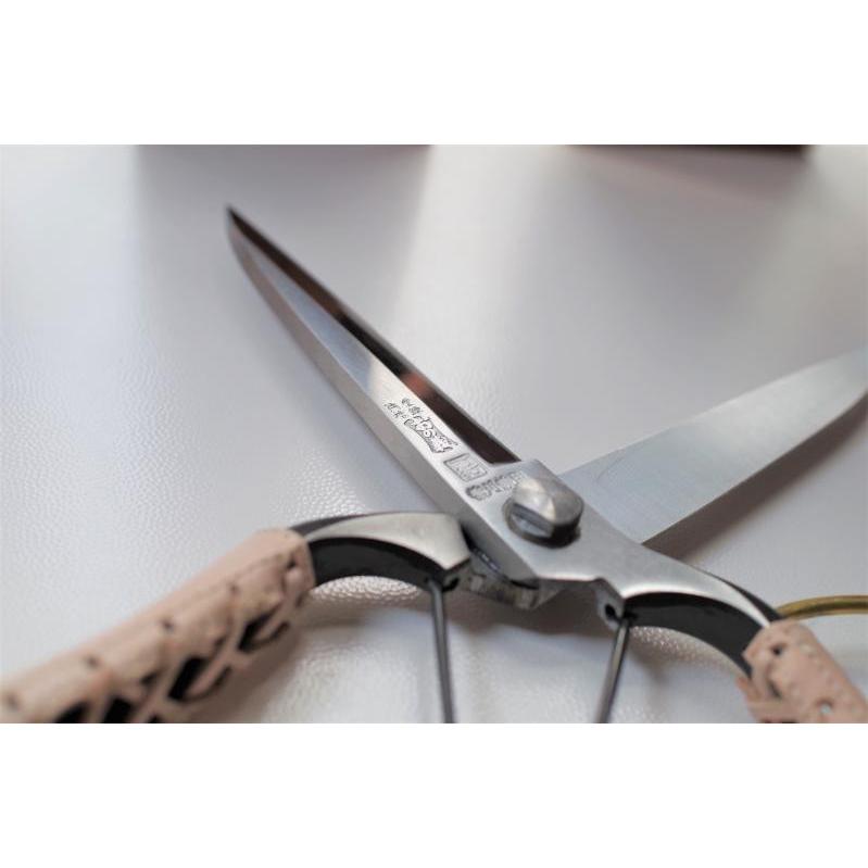 園芸ばさみ 片手刈込鋏 本革巻 ガード付き金止 TS132 おの義 みきかじ