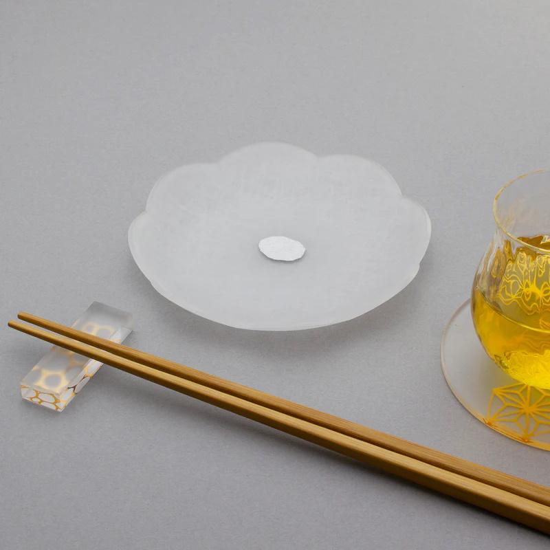 箔 まめざら シルバー 11cm 単品 和紙調のアクリルに箔を 箔 まめざら シルバー 11cm 単品 和紙調のアクリルに箔を