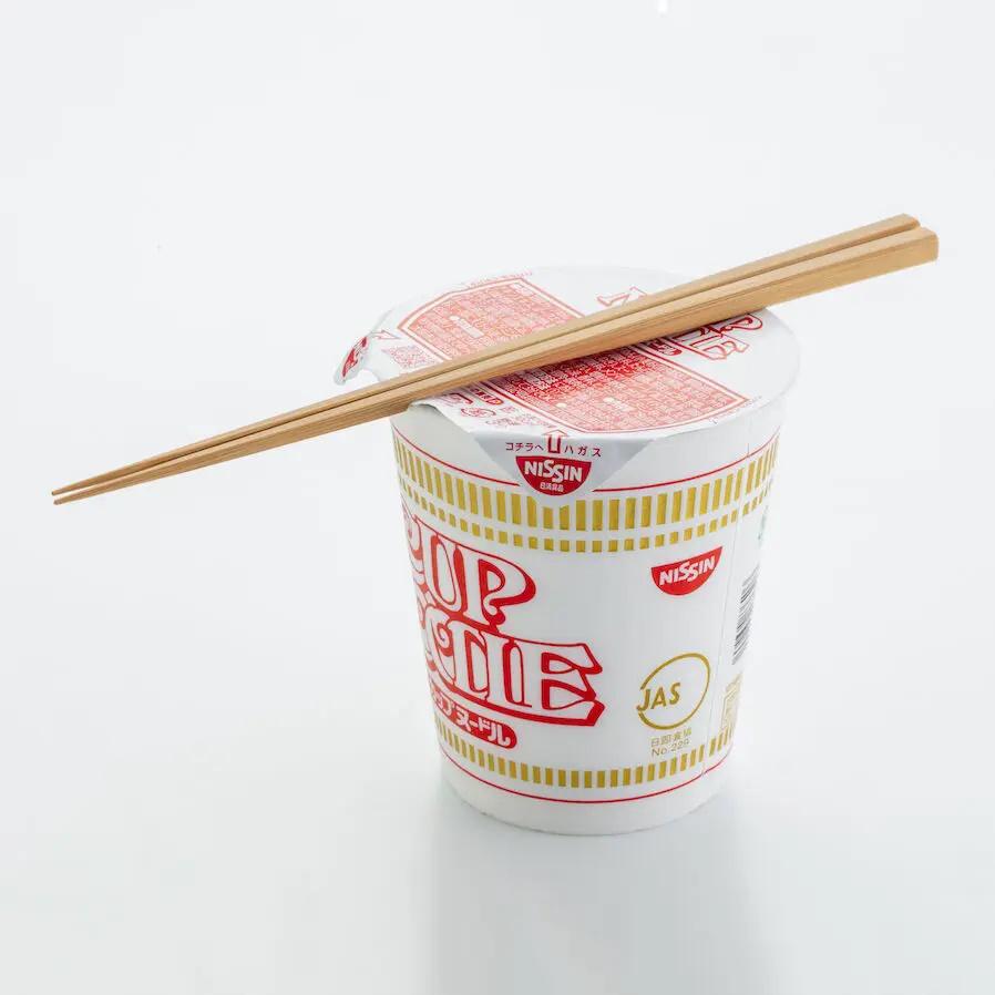 うら技箸 カップ麺 カップラーメン のためのお箸 カップラーメンの蓋