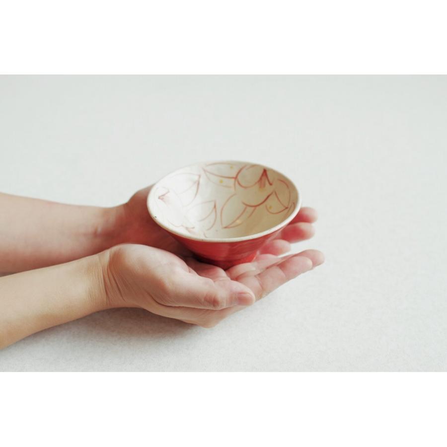 レトロ金彩汁茶碗 HE-29A 金彩椿 碗 – 美濃焼・呉須赤絵・テーブルウェアの通販