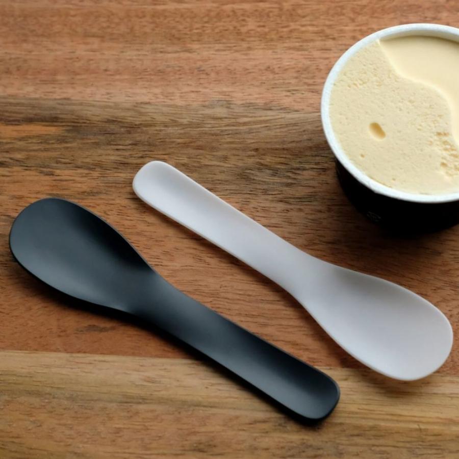 新品・未使用品！金属臭のない 純ジルコニア 使用 カトラリー ZIKICO TEMO ジルコニア製 アイススプーン 白 黒 ZIKICO 最高級スプーン