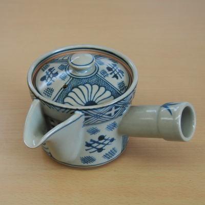 古染付け菊割紋 茶器揃え 雅山窯 美濃焼 送料無料 日本製 和食器 急須