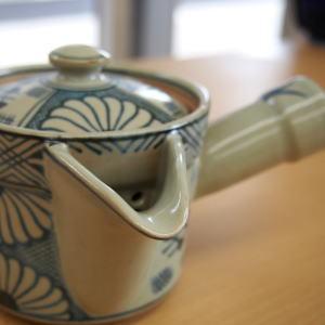 古染付け菊割紋 茶器揃え 雅山窯 美濃焼 送料無料 日本製 和食器 急須