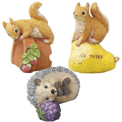 ガーデンオーナメント セット リス2匹とハリネズミの3ピースセット 庭 置物 動物 リス りす ハリネズミ 玄関周り インテリア 雑貨 グッズ Kura 0118 Scz142set 雑貨屋ココウキ 通販 Yahoo ショッピング