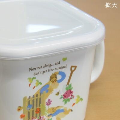 ピーター・ラビット　蓋付きのボックス 　証明書付き まるでアンティークブックのような飾りたくなるお弁当箱。レンジ、食洗