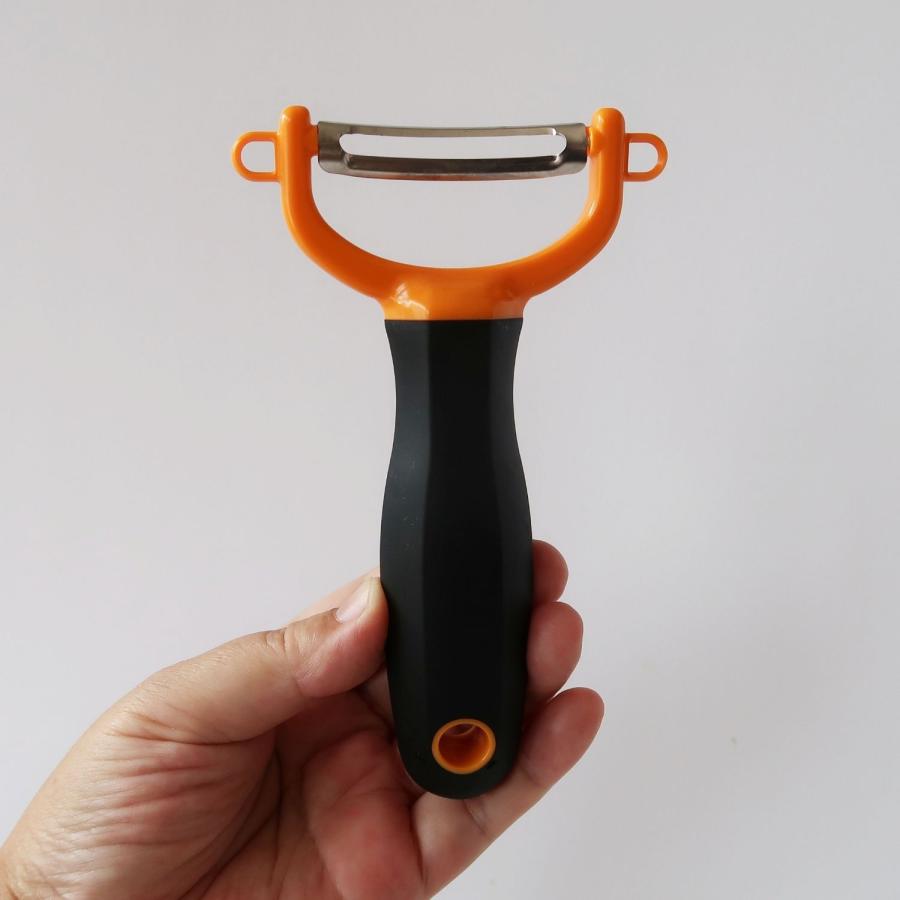 小久保工業所 KOKUBO よこ型ピーラー ピーラー 皮むき器 皮むき 日本製 わん曲刃 グリップ : KOKUBOショップ - 通販 ...