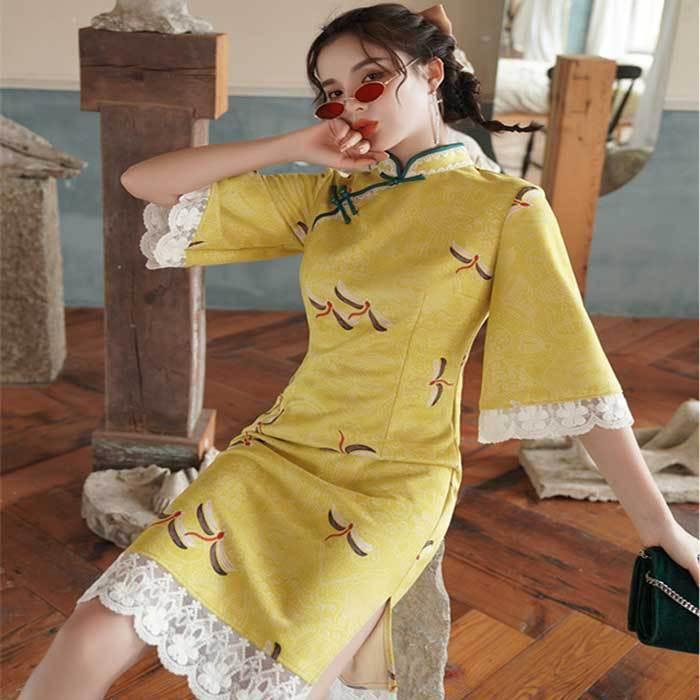 チャイナドレス ワンピース 五分袖 膝丈ワンピース チーパオ チャイナボタン スリット ベルスリーブ レース 花柄 鳥柄 コスチューム スキニー おしゃれ イエロー Kpl569 岡村洋品店 通販 Yahoo ショッピング